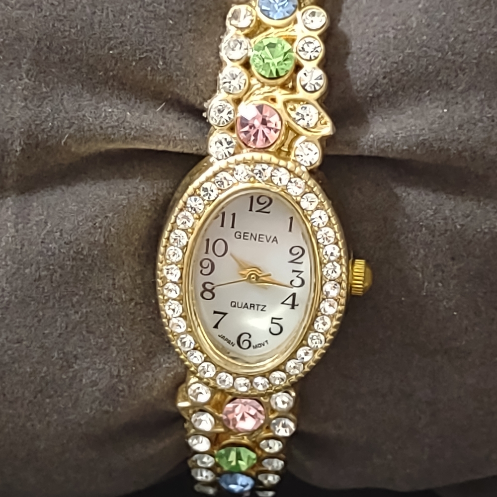 Beautiful Gold Tone Bracelet Watch With Rhinestones